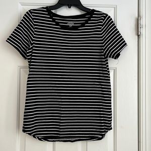 Old Navy Black and White Striped Short Sleeve SP